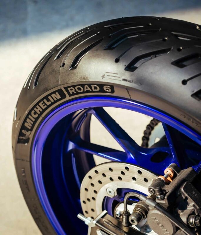 Michelin-Road-6-2