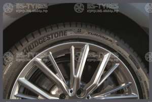 Bridgestone Turanza T006 265/35 R22 102W