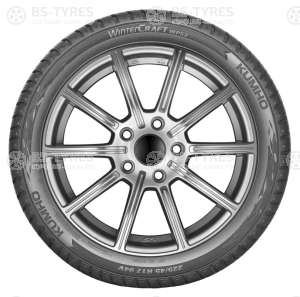 Kumho WP52 215/55 R18 95H