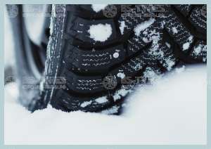 Toyo Observe Ice Freezer 215/60 R17 100T